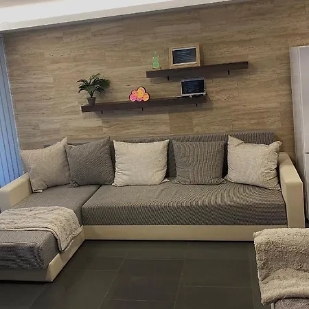 Vakantiehuis Gombos Maganszallashely Vonyarcvashegy