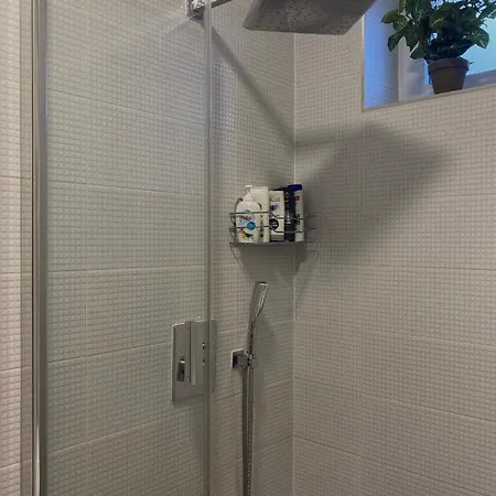 Gombos Maganszallashely 別荘 *