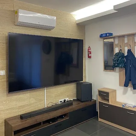 Gombos Maganszallashely * 본보야크바세기