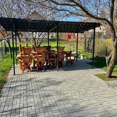 펜션 Gombos Maganszallashely 본보야크바세기