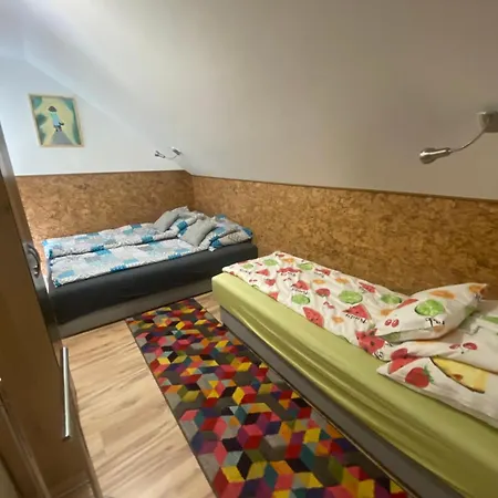 Gombos Maganszallashely