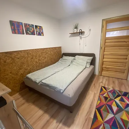 Gombos Maganszallashely 펜션