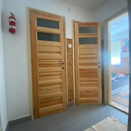 別荘 Gombos Maganszallashely ボニャルツバシュ