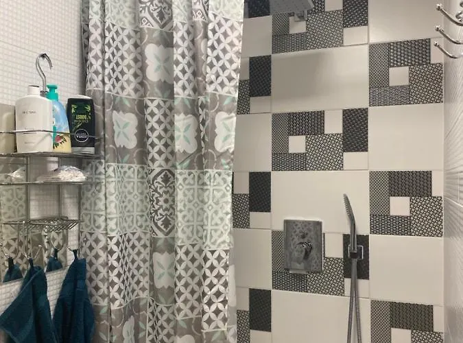 Gombos Maganszallashely 度假居 沃尼奥尔茨沃什海吉