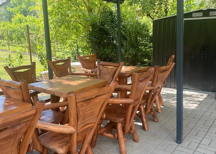 Gombos Maganszallashely Hébergement de vacances *